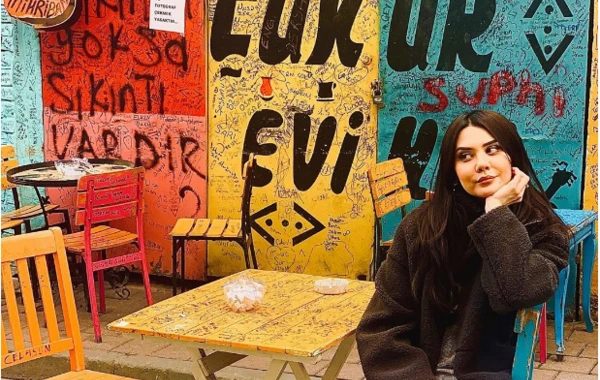 Oksana Rəsulova məşhur türk serialı “Çukur”un çəkiliş meydanında - VİDEO