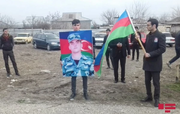 Погибший азербайджанский военнослужащий похоронен в Барде - ФОТО