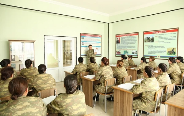 Azərbaycanın xüsusitəyinatlı qadınları - FOTO