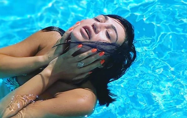 Tanınmış azərbaycanlı müğənni Türkiyədə zorakılığa və şantaja məruz qalıb