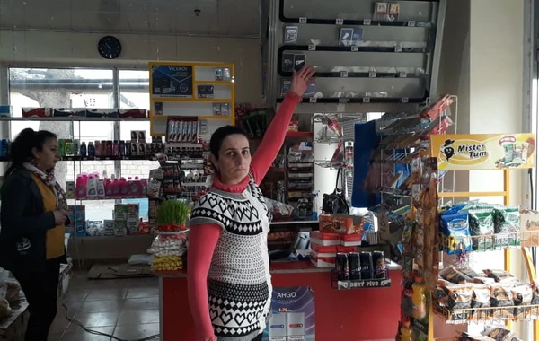 Tovuzda bir gecədə mağaza və dəftərxana ləvazimatları mağazası yarıldı - FOTO