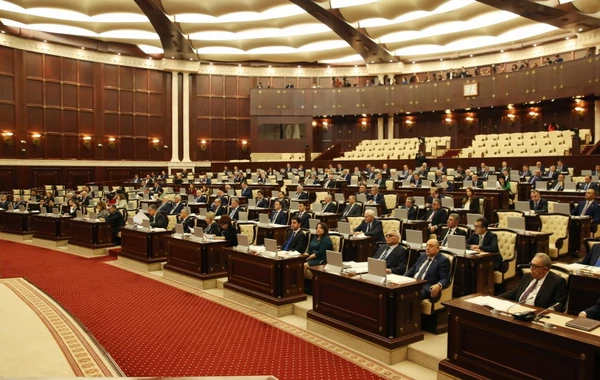 Koronavirusla bağlı 65 yaş qadağası: Parlamentin bu deputatları... – ADLAR