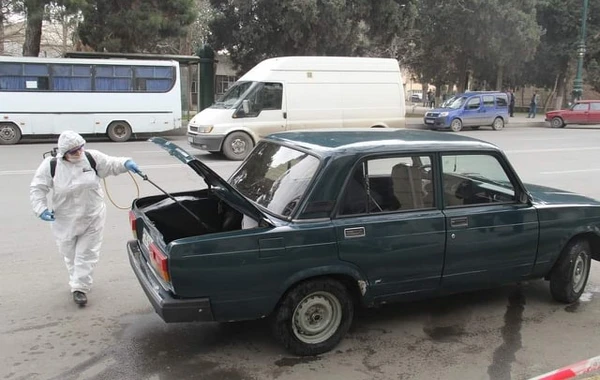 Taksi fəaliyyəti ilə məşğul olan avtomobillərin dezinfeksiyasına başlanıldı - FOTO