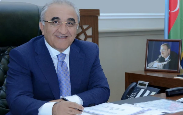 Rektor distant ali təhsil üçün 3 addımı AÇIQLADI