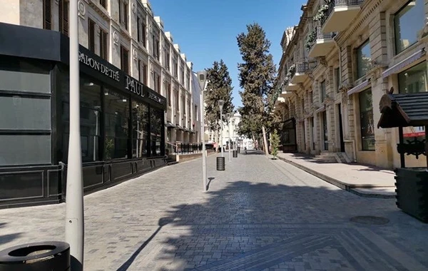 Xüsusi karantin rejimində "Torqovı"da səssizlik - FOTO