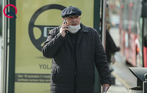 Küçəyə çıxmağa qadağa qoyulsa da... - FOTO