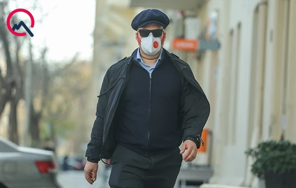 Küçəyə çıxmağa qadağa qoyulsa da... - FOTO
