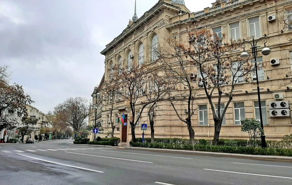 Bakı küçələri karantin rejimində - FOTO