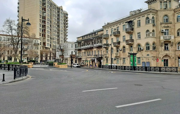 Bakı küçələri karantin rejimində - FOTO