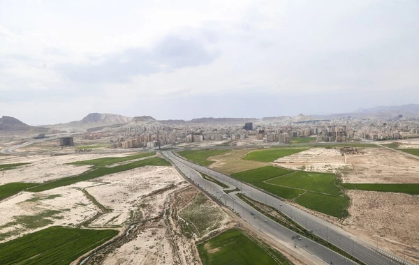 İldə 20 milyon insanın ziyarət etdiyi Qum şəhəri boş qalıb - FOTO