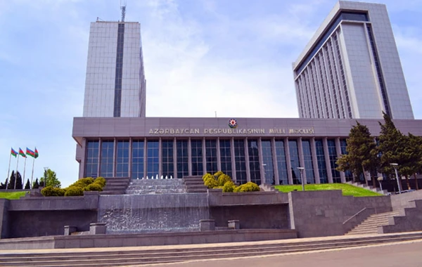Deputatlar bu gün toplaşır – Baş Nazir hesabat verəcək