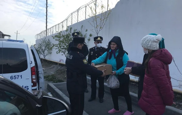 Polisdən daha bir xoş addım - FOTO