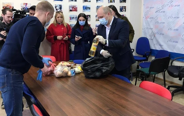 Азербайджанцы продолжают оказывать помощь малоимущим в России - ВИДЕО