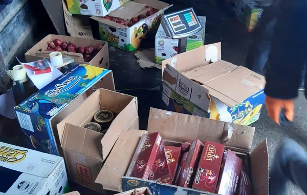 "Yalama" postunda gömrükçülər yükün altından görün nə tapdılar - FOTO
