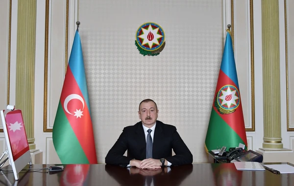 İlham Əliyev iki nazirlə onlayn iclas keçirdi - FOTO