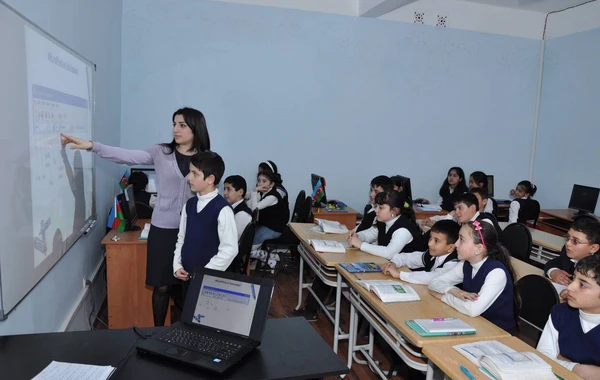 Karantindən sonra şagirdlərə dərslər necə keçiriləcək? - EKSPERT RƏYİ