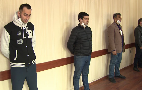 Операция в бакинском кафе: задержаны владелец кафе и 9 клиентов - ВИДЕО