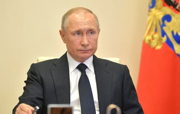 Putin miqrantlara Rusiya vətəndaşlığını almağı sadələşdirdi
