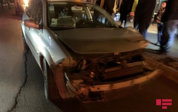 Bakıda zəncirvarı qəza zamanı beş avtomobil toqquşub - FOTO