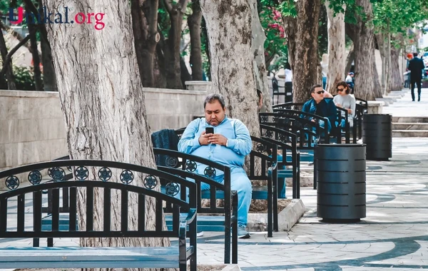 Paytaxt sakinləri karantinə belə əməl edir - FOTO