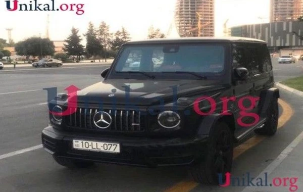Глава ИВ купил сыну люксовый автомобиль за 450 000 манатов - ФОТО