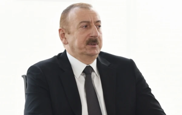 Ильхам Алиев и Мехрибан Алиева на открытии первого больничного комплекса модульного типа - ВИДЕО