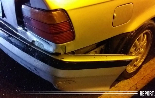 В Баку столкнулись два автомобиля BMW - ФОТО