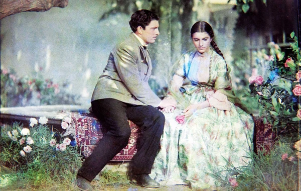Səhnəmizin Gülnazı vəfat etdi - FOTO