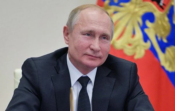 Vladimir Putin Azərbaycan xalqını təbrik etdi