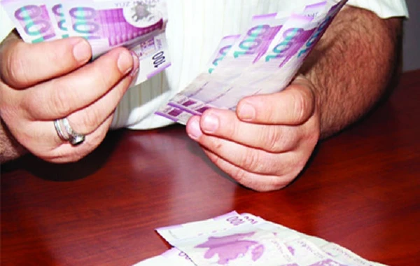 Bu şəxslərə 1500 manat pul verildi - RƏSMİ