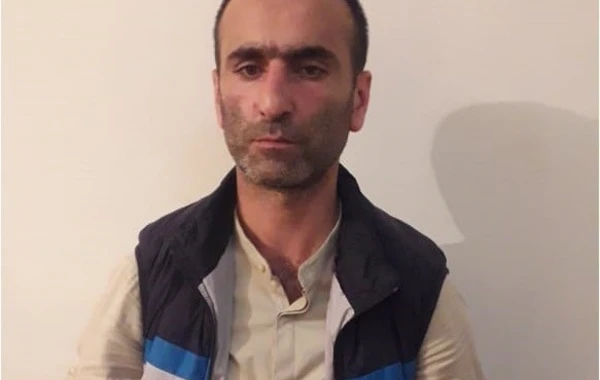 Ayaqqabıdan narkotik çıxdı - FOTO