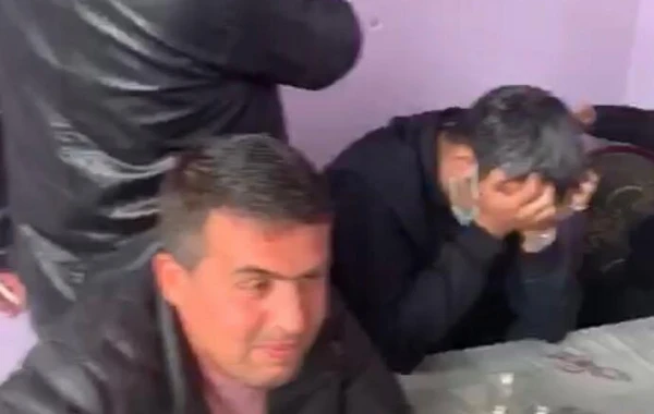Bakıda kafeyə basqın - 17 nəfər saxlanıldı - VİDEO