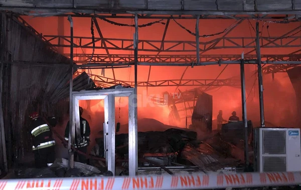 "EuroHome"dakı yanğın söndürüldü - VİDEO/FOTO (YENİLƏNİB)