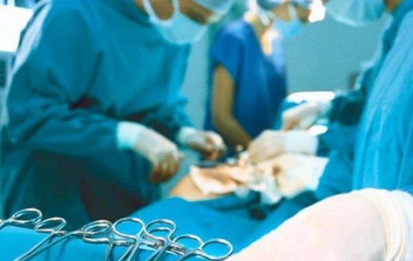 Bakıda 24 yaşlı qız plastik əməliyyat zamanı öldü