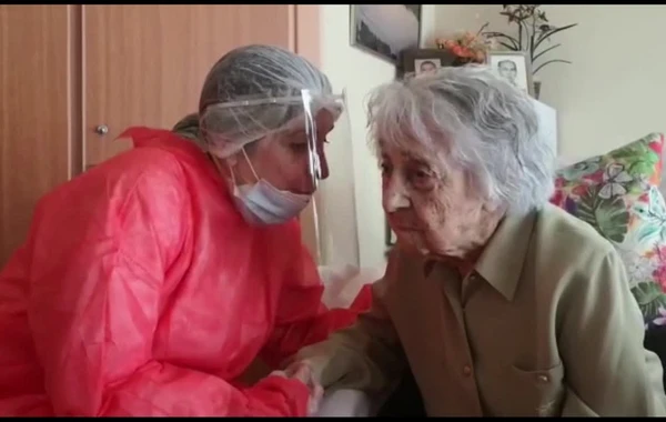 Koronavirusa qalib gələn ən yaşlı insan - FOTO