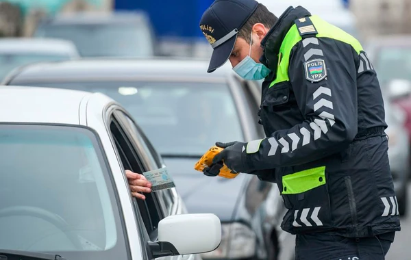 Karantini pozan daha 739 sürücü cərimələndi