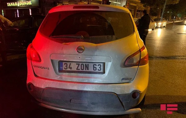 Bakıda iki avtomobil toqquşub, Türkiyə vətəndaşı xəsarət alıb - FOTO