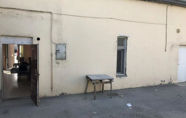 В Баку выявлено кафе, работающее после 18:00 - ФОТО