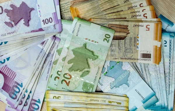 Azərbaycanda 14 bağlanmış bankın borcu açıqlandı - CƏVDƏL