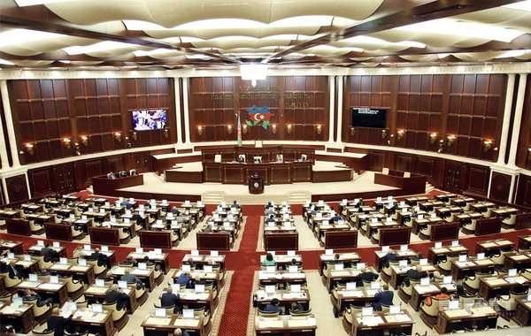 Milli Məclisin növbədənkənar sessiyası çağırıldı - 82 deputat müraciət edib