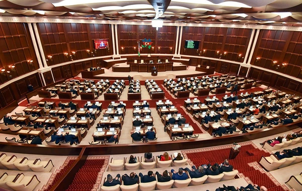 Milli Məclisin növbədənkənar sessiyasının plenar iclasının gündəliyi açıqlandı