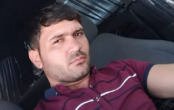Anasını və bacısını öldürən gəncin görüntüsü - Polis hər yerdə onu axtarır - FOTO - RƏSMİ