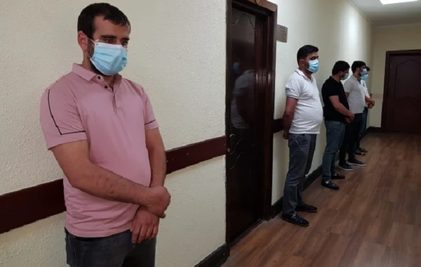 Qəlyan çəkənlər cərimələndi - FOTO