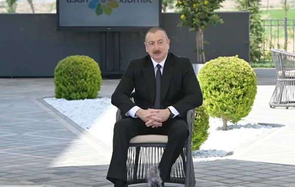 İlham Əliyev: Ünvanıma gələn məktubda korrupsiya ilə mübarizə yüksək qiymətləndirlir