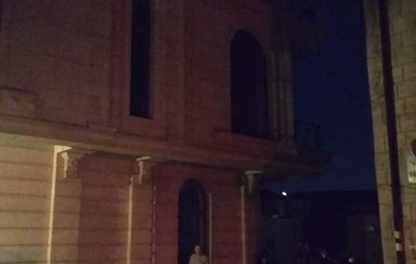Bakıda tələbə qız intihar etdi - FOTO