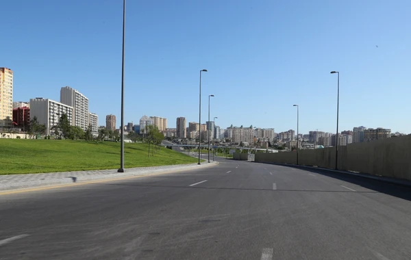 Sükuta qərq olan Bakıdan FOTOREPORTAJ