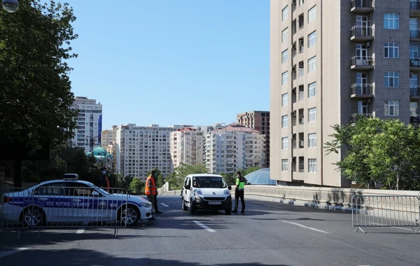 Sükuta qərq olan Bakıdan FOTOREPORTAJ