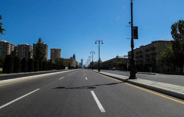 Sükuta qərq olan Bakıdan FOTOREPORTAJ