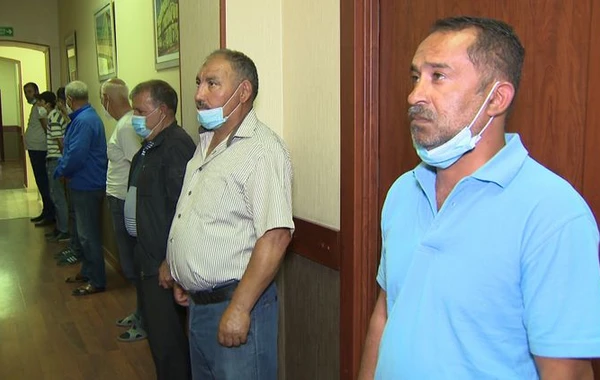 Bakıda domino oynayan 11 nəfər saxlanıldı - VİDEO