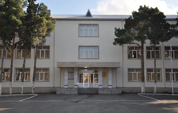 Bakıda 2 məktəb sökülərək yenidən tikilir